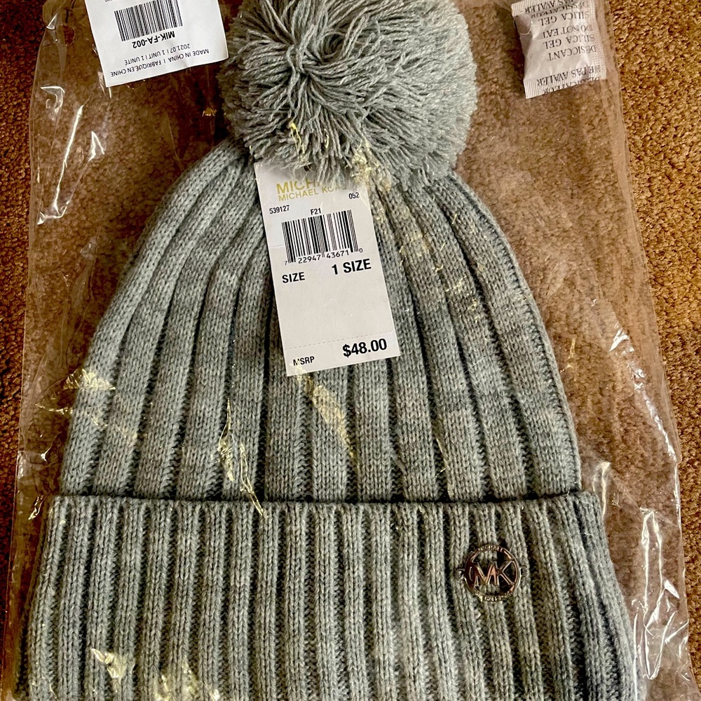 Michael Kors hat